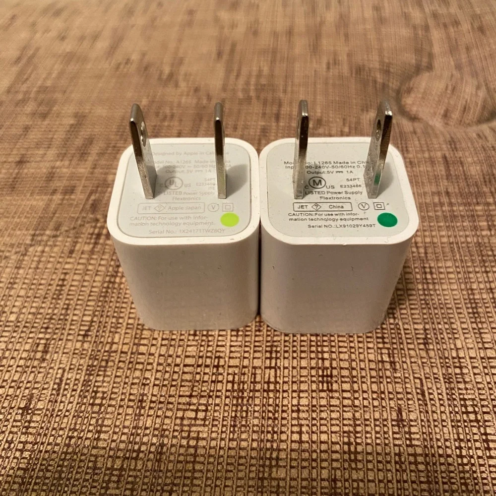 Apple Green Dot 2X 5W USB Power Adapter